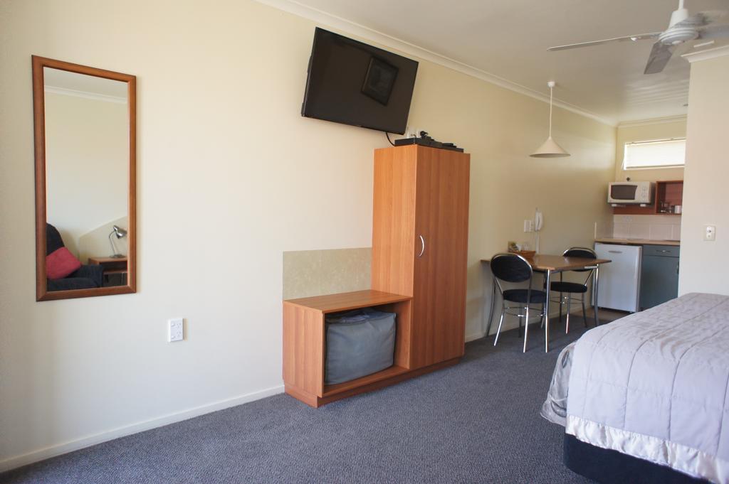 Bks Egmont Motor Lodge New Plymouth Buitenkant foto