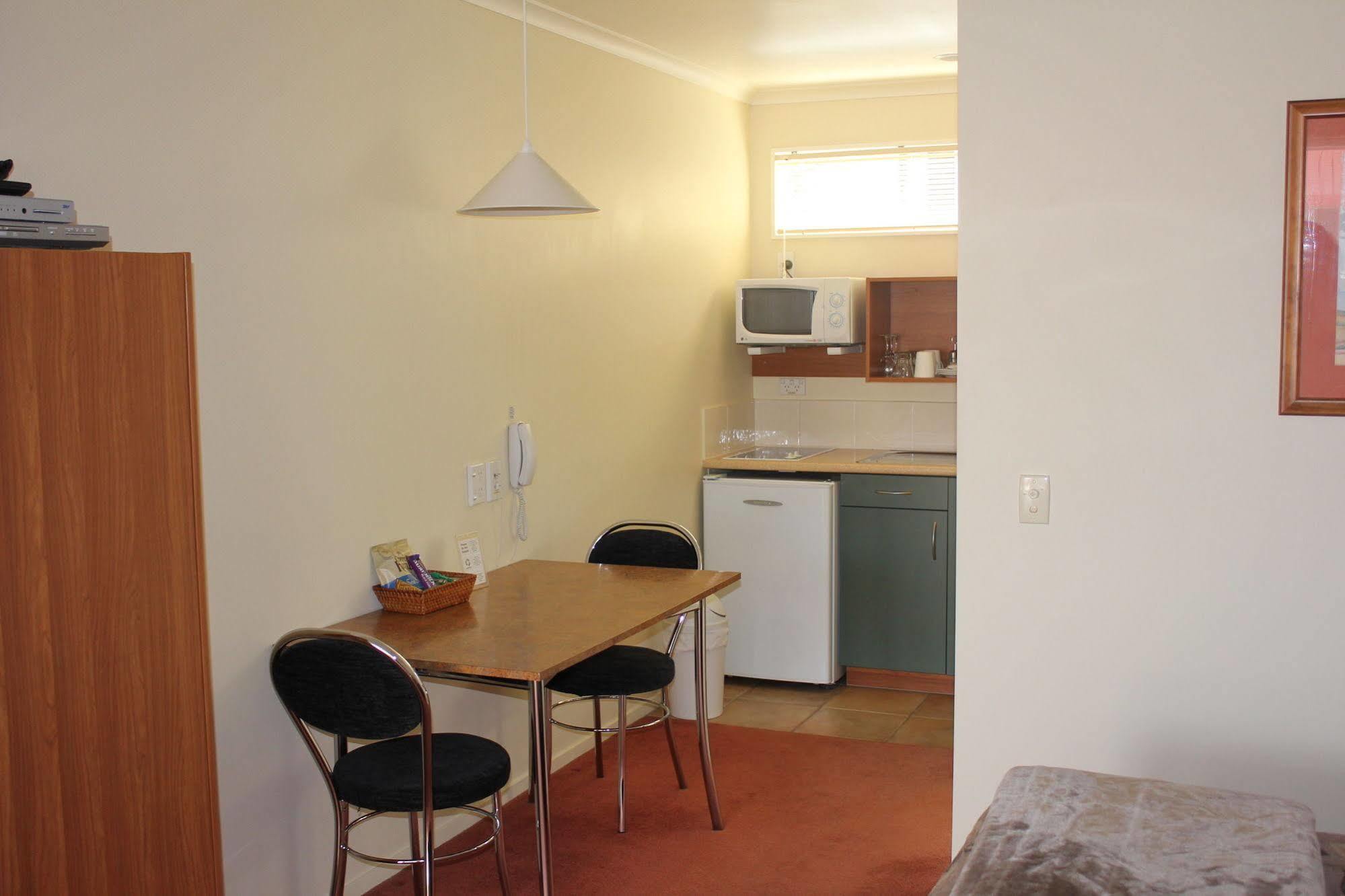 Bks Egmont Motor Lodge New Plymouth Buitenkant foto