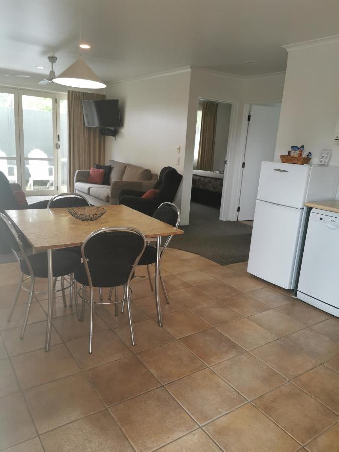 Bks Egmont Motor Lodge New Plymouth Buitenkant foto