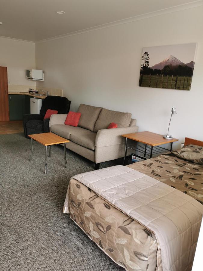Bks Egmont Motor Lodge New Plymouth Buitenkant foto