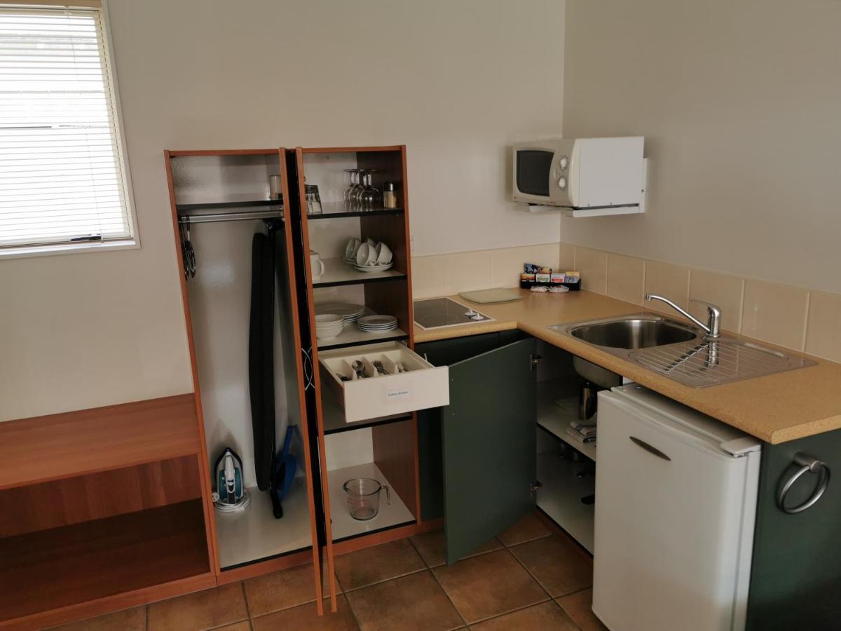Bks Egmont Motor Lodge New Plymouth Buitenkant foto