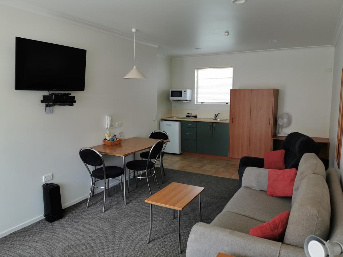 Bks Egmont Motor Lodge New Plymouth Buitenkant foto