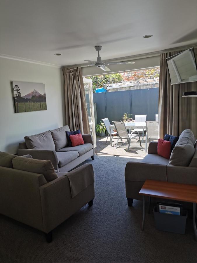 Bks Egmont Motor Lodge New Plymouth Buitenkant foto